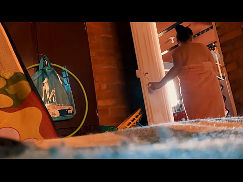 ❤️ Min onkel følger mig ind i brusebadet, han knepper mig, mens jeg tager et brusebad. ❤️❌  Sex at da.filmexxx18.ru