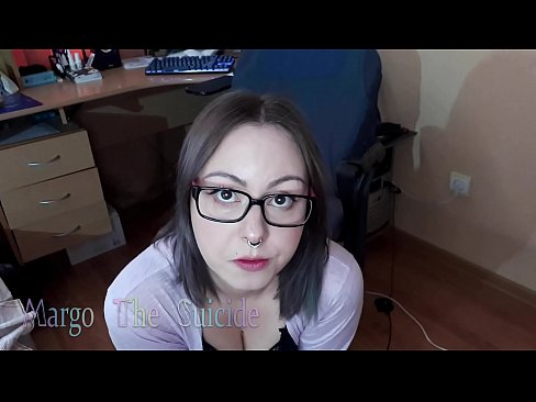 ❤️ Sexet pige med briller sutter Dildo dybt på kamera ❤️❌  Sex at da.filmexxx18.ru