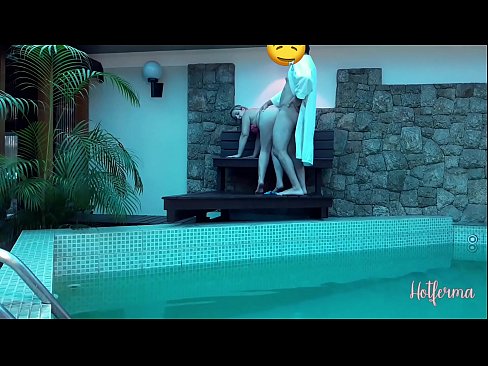 ❤️ Chef inviterer stuepige til poolen, men kunne ikke modstå en hot ❤️❌  Sex at da.filmexxx18.ru